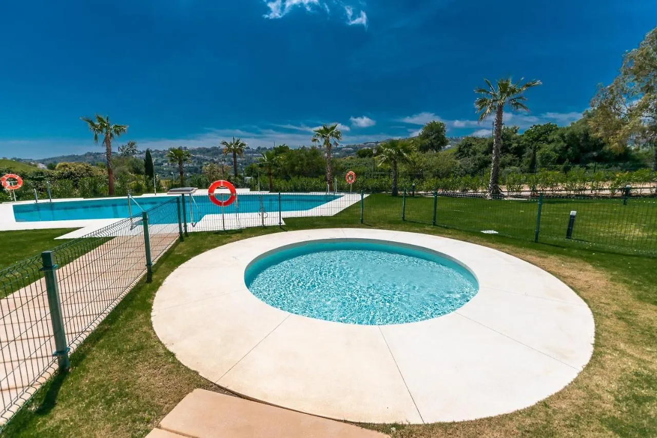 Apartamento Luxury La Cala Golf Retreat With Terrace & Pool La Cala De Mijas 0*,  España